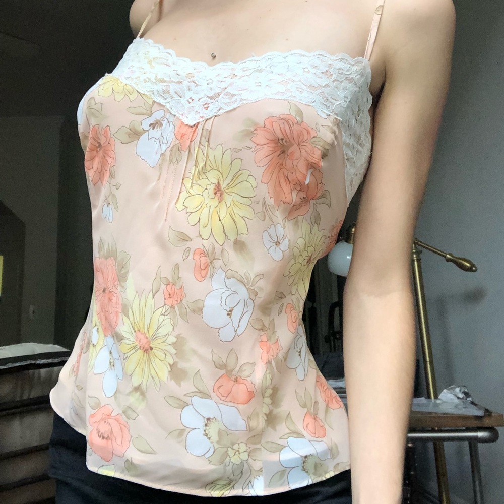 Vintage lace floral camisole with a zipper on side
